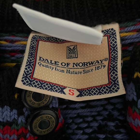 Collectors edition Dale of Norway Women’s Sweater - Picture 3 of 3